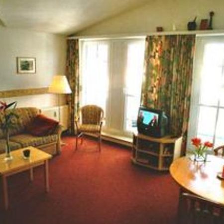 Ferienwohnung Im Seepark Sellin We Buitenkant foto